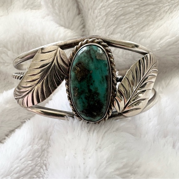 Old Navajo Silver Cuff Bracelet with Turquoise Stone - Picture 1 of 5